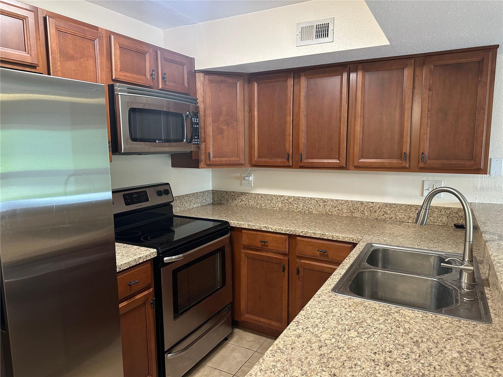 Image 7 of 30 For 9100 Dr Martin Luther King Jr Street N 1316