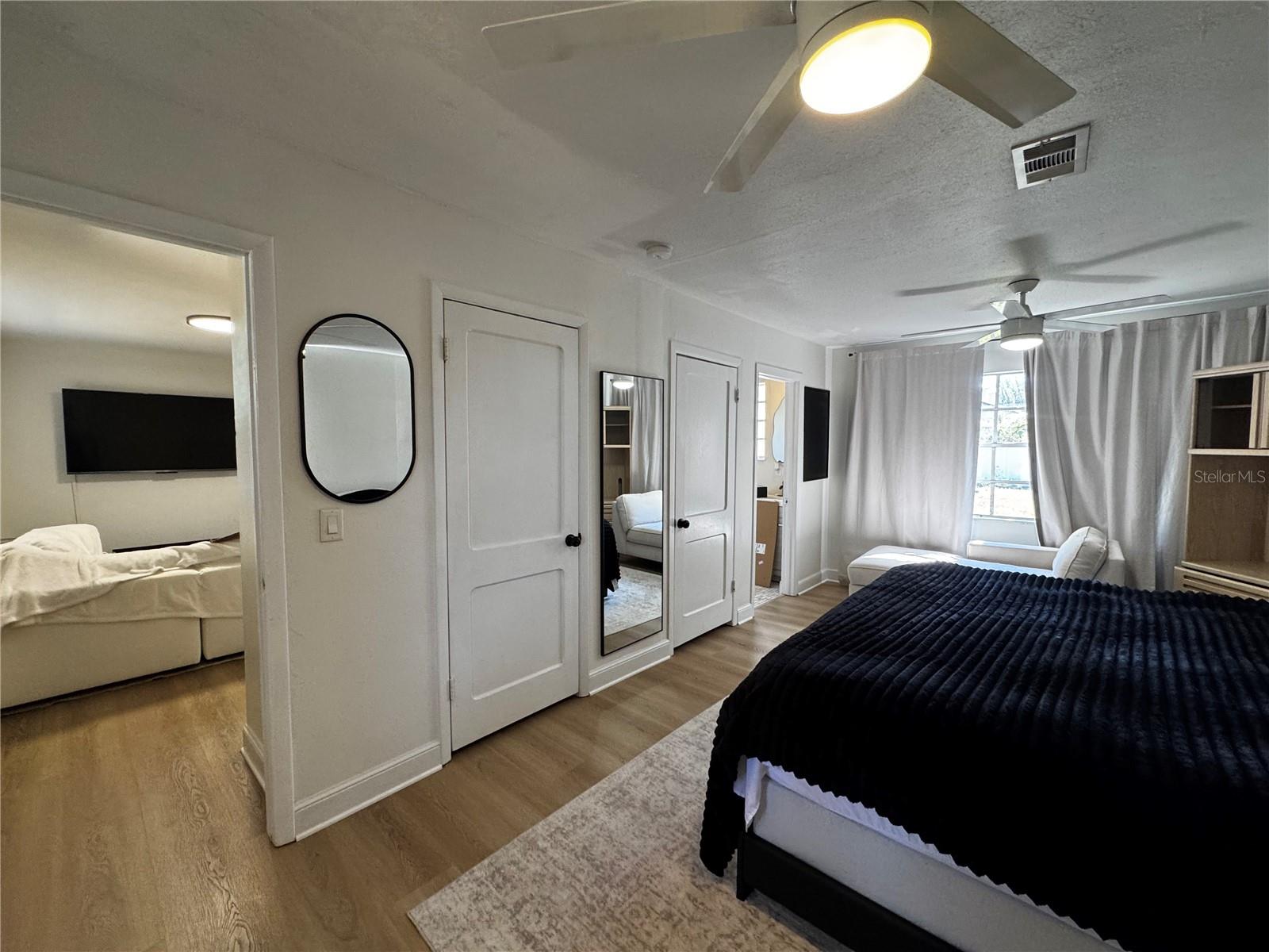 Image 11 of 27 For 3008 Hillview Street