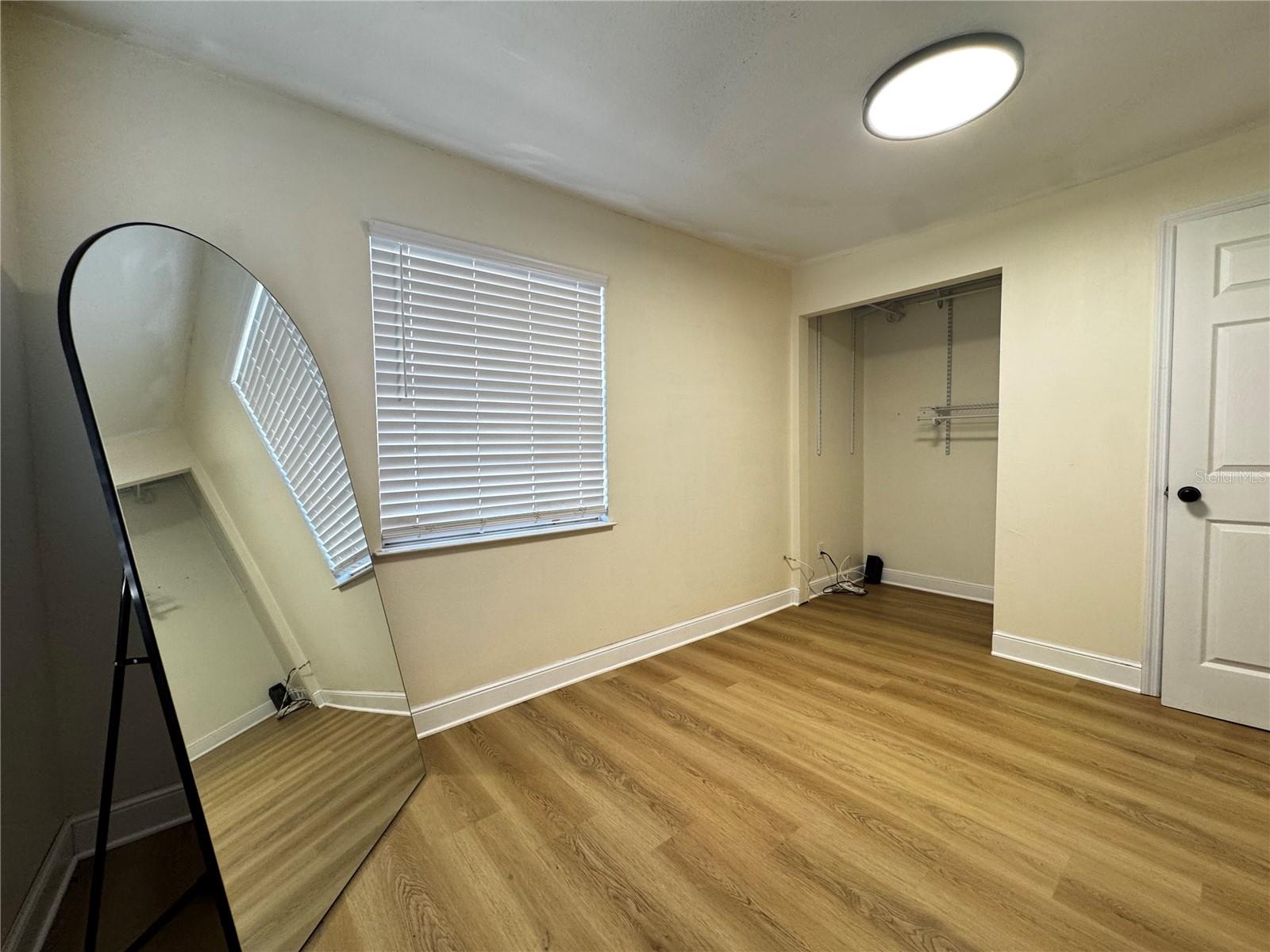 Image 16 of 27 For 3008 Hillview Street