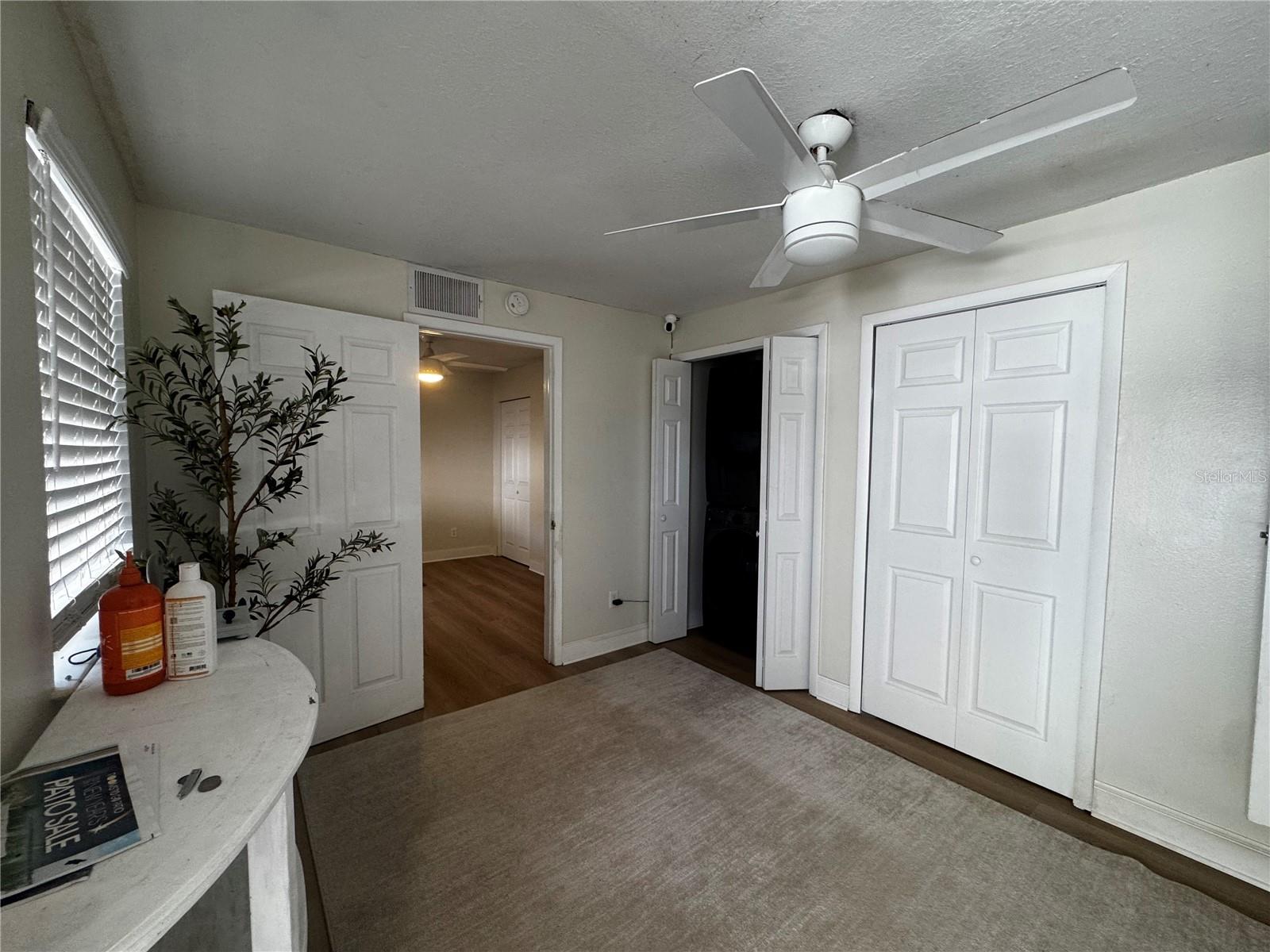 Image 19 of 27 For 3008 Hillview Street