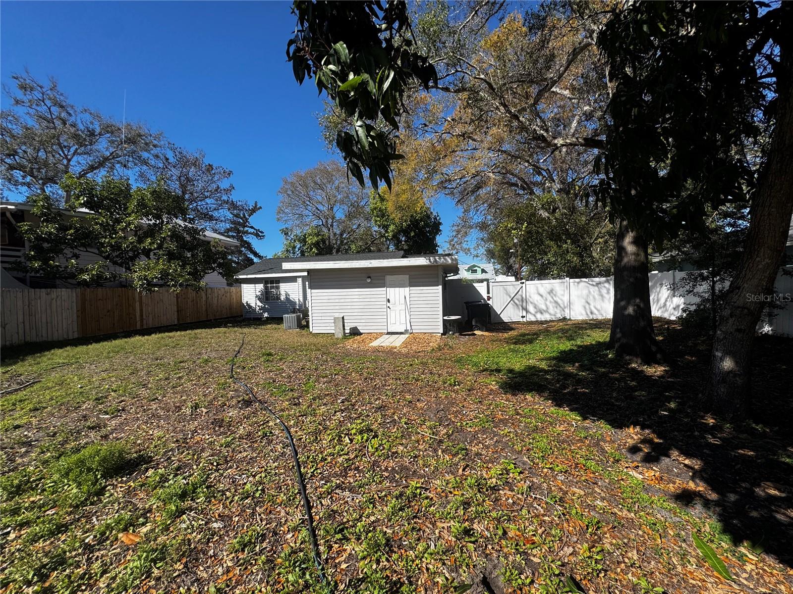 Image 25 of 27 For 3008 Hillview Street