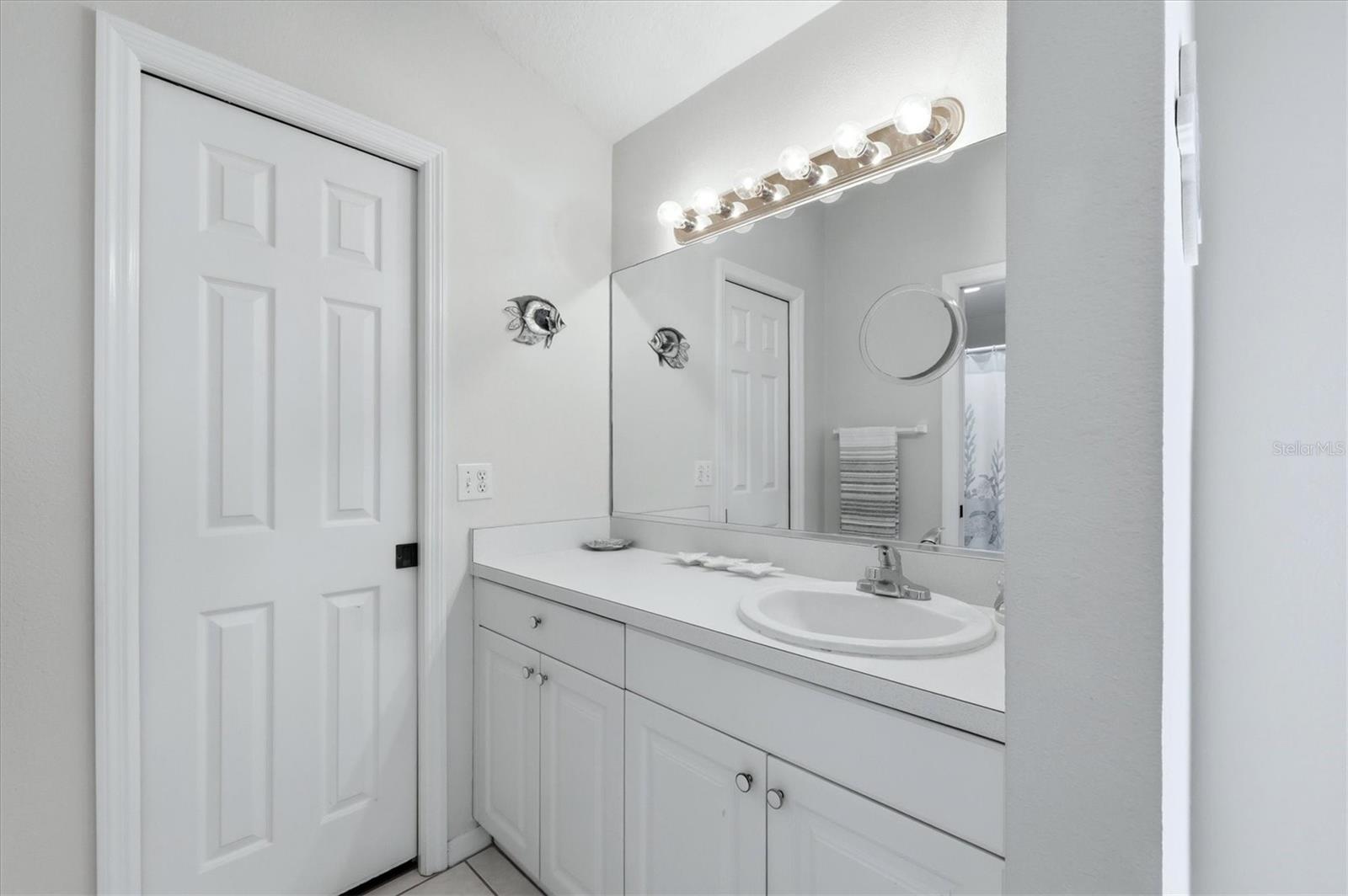 Image 17 of 45 For 4205 Castlebridge Lane 1120