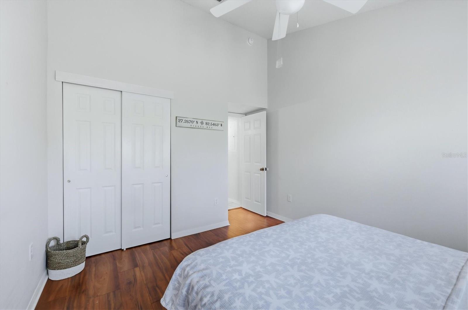 Image 22 of 45 For 4205 Castlebridge Lane 1120