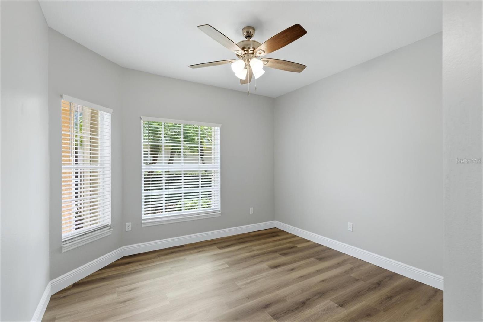 Image 19 of 33 For 503 Auburn Cove Circle