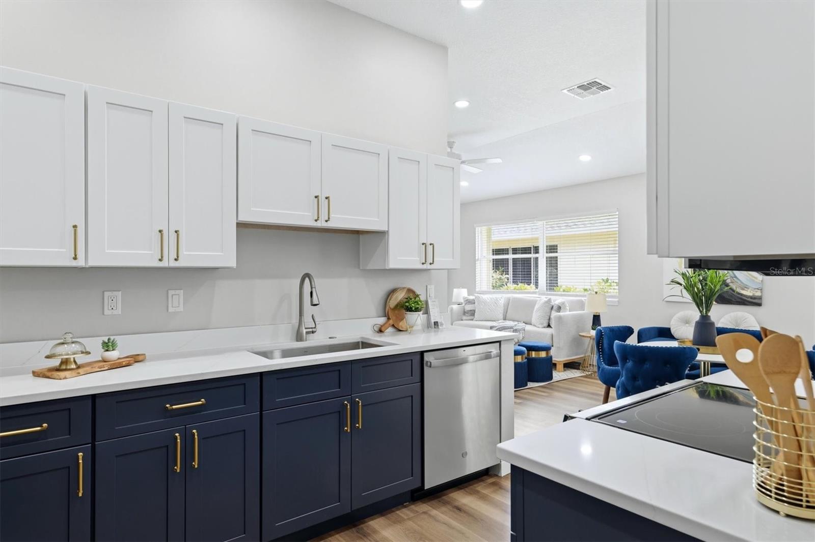 Image 28 of 33 For 503 Auburn Cove Circle