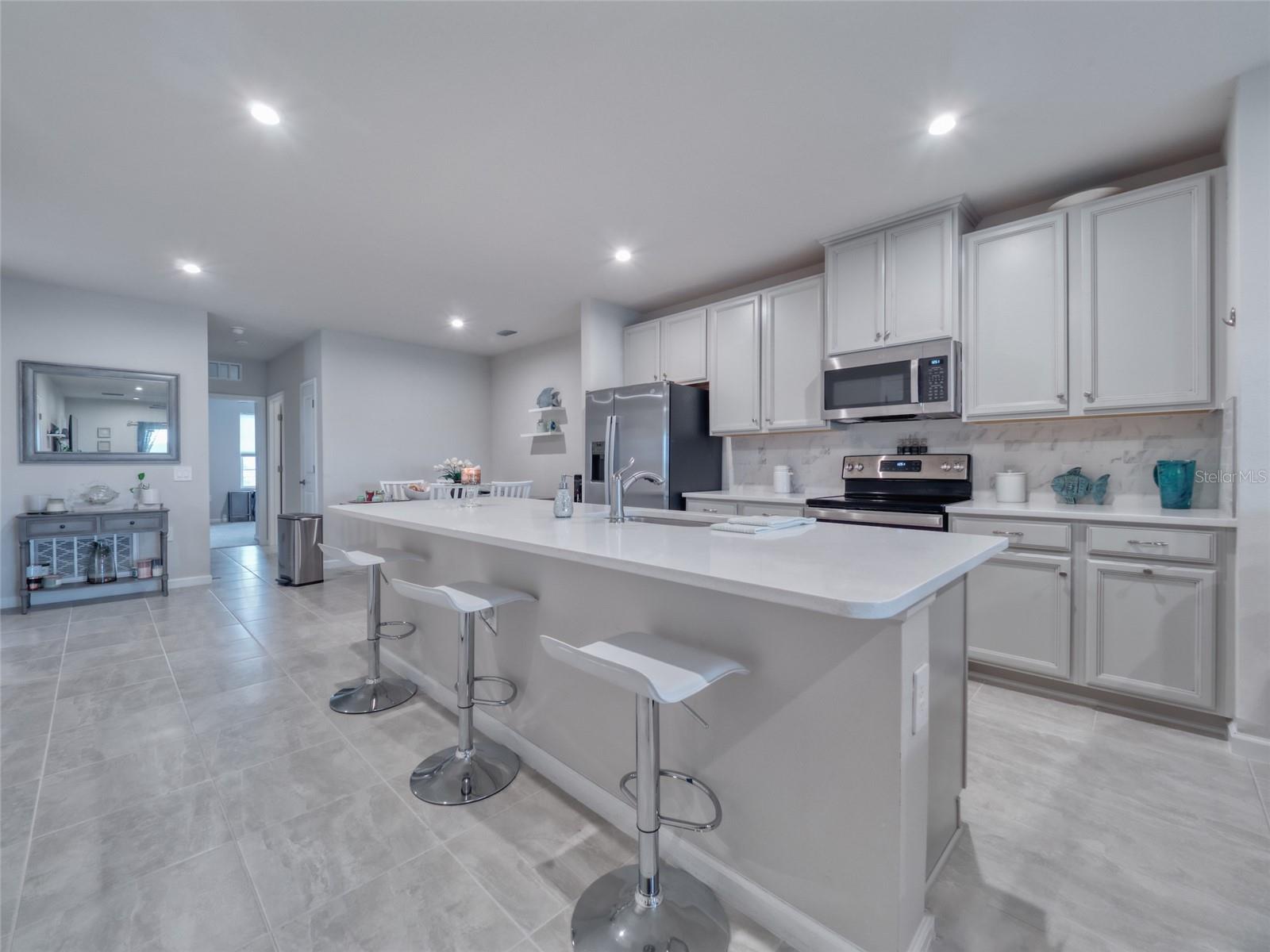 Image 15 of 41 For 16308 Lady Palm Drive