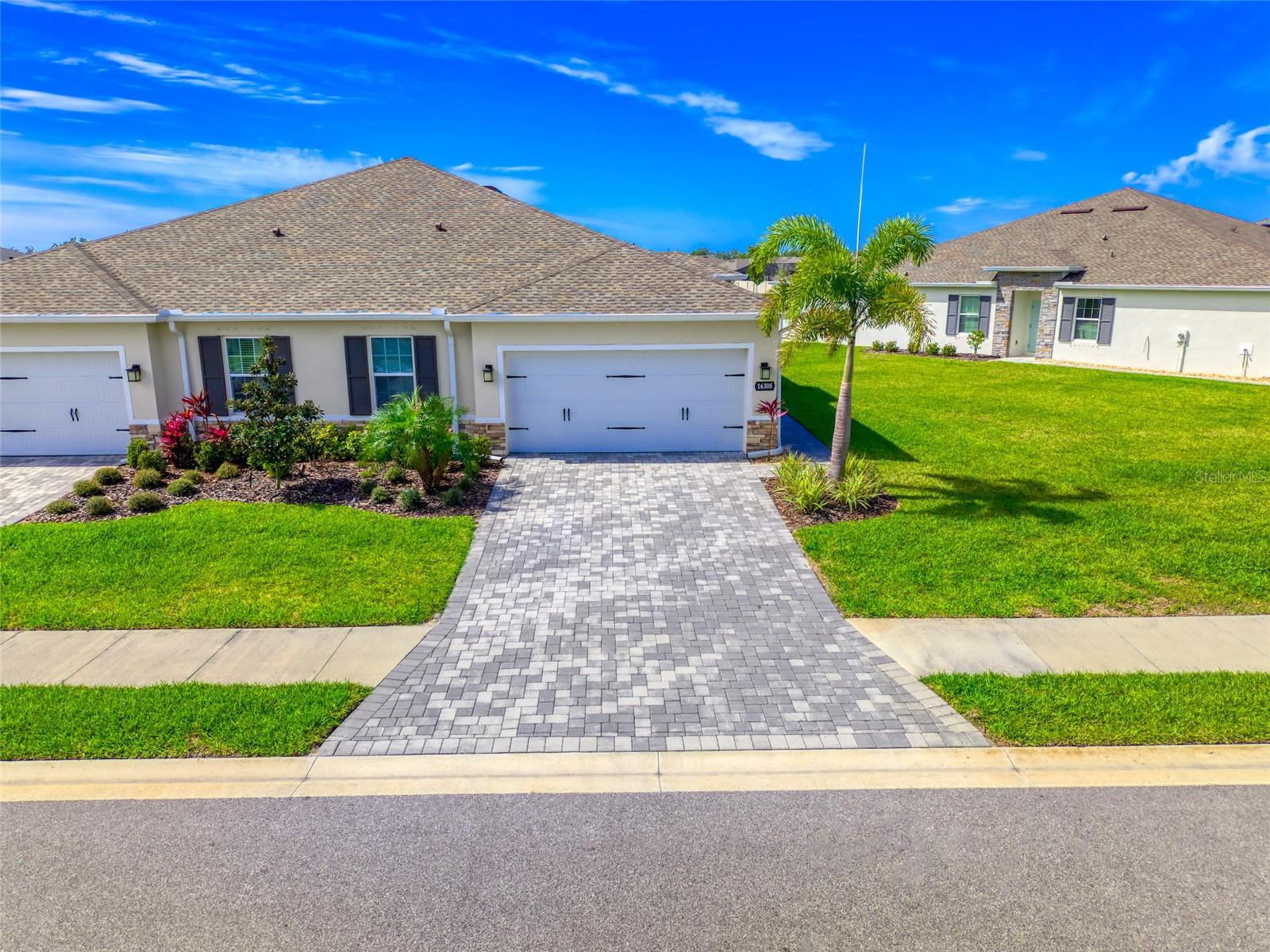 Image 2 of 41 For 16308 Lady Palm Drive