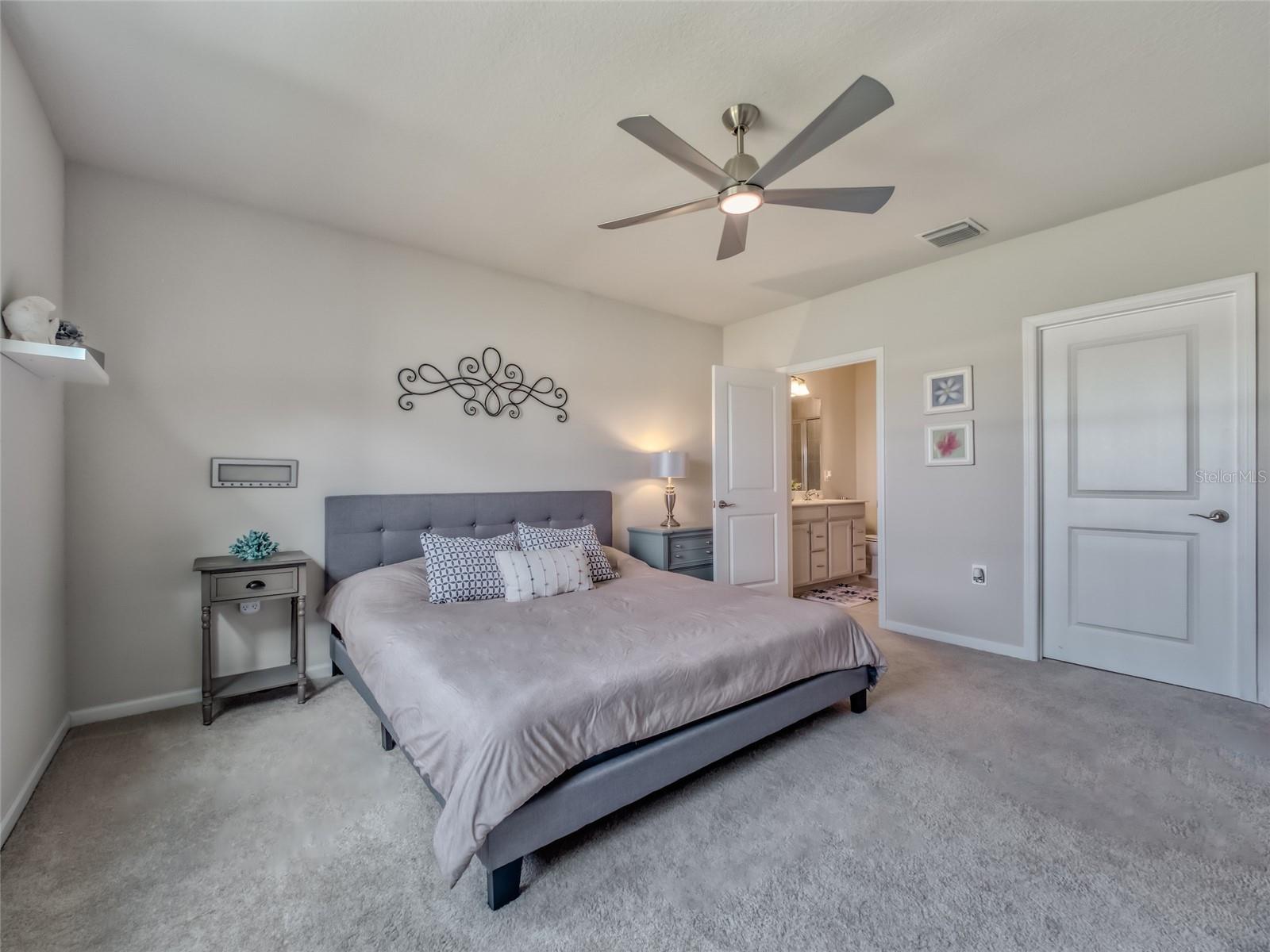 Image 27 of 41 For 16308 Lady Palm Drive