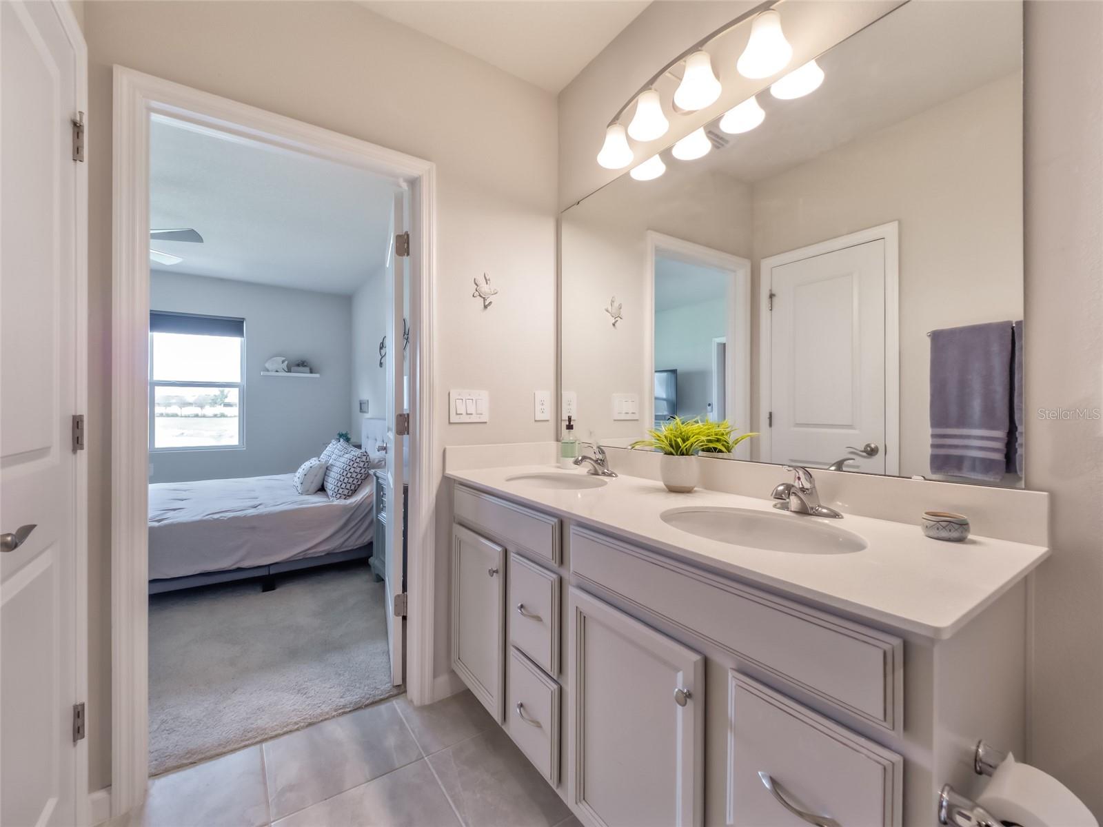 Image 31 of 41 For 16308 Lady Palm Drive