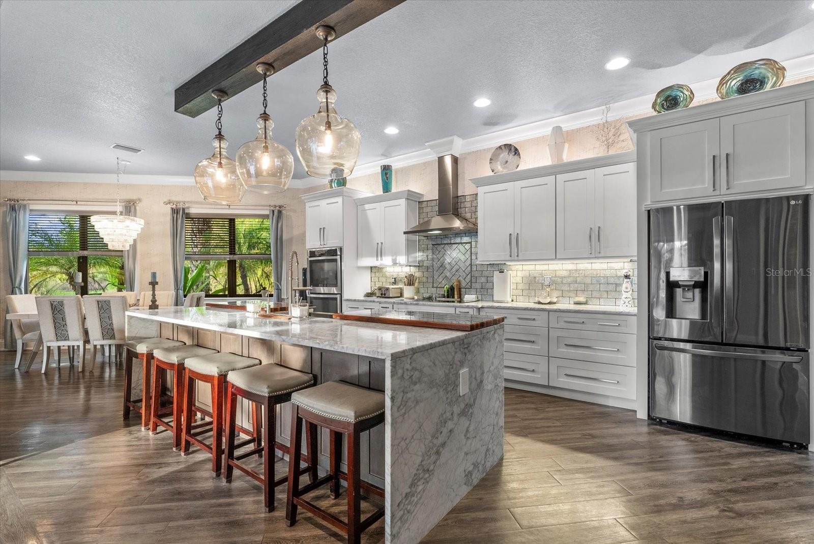 Image 11 of 49 For 3604 Tropicaire Boulevard