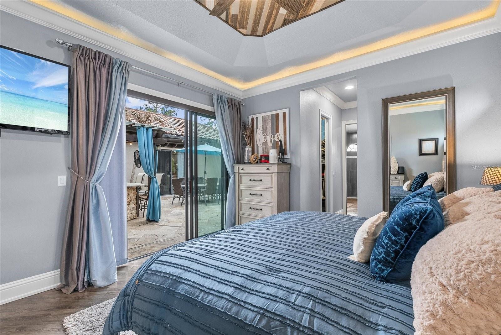 Image 17 of 49 For 3604 Tropicaire Boulevard