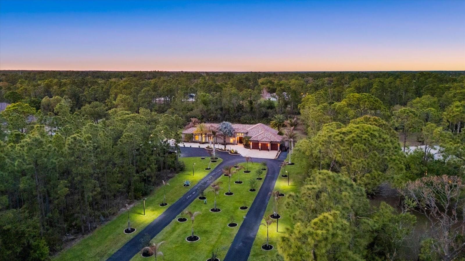 Image 2 of 49 For 3604 Tropicaire Boulevard