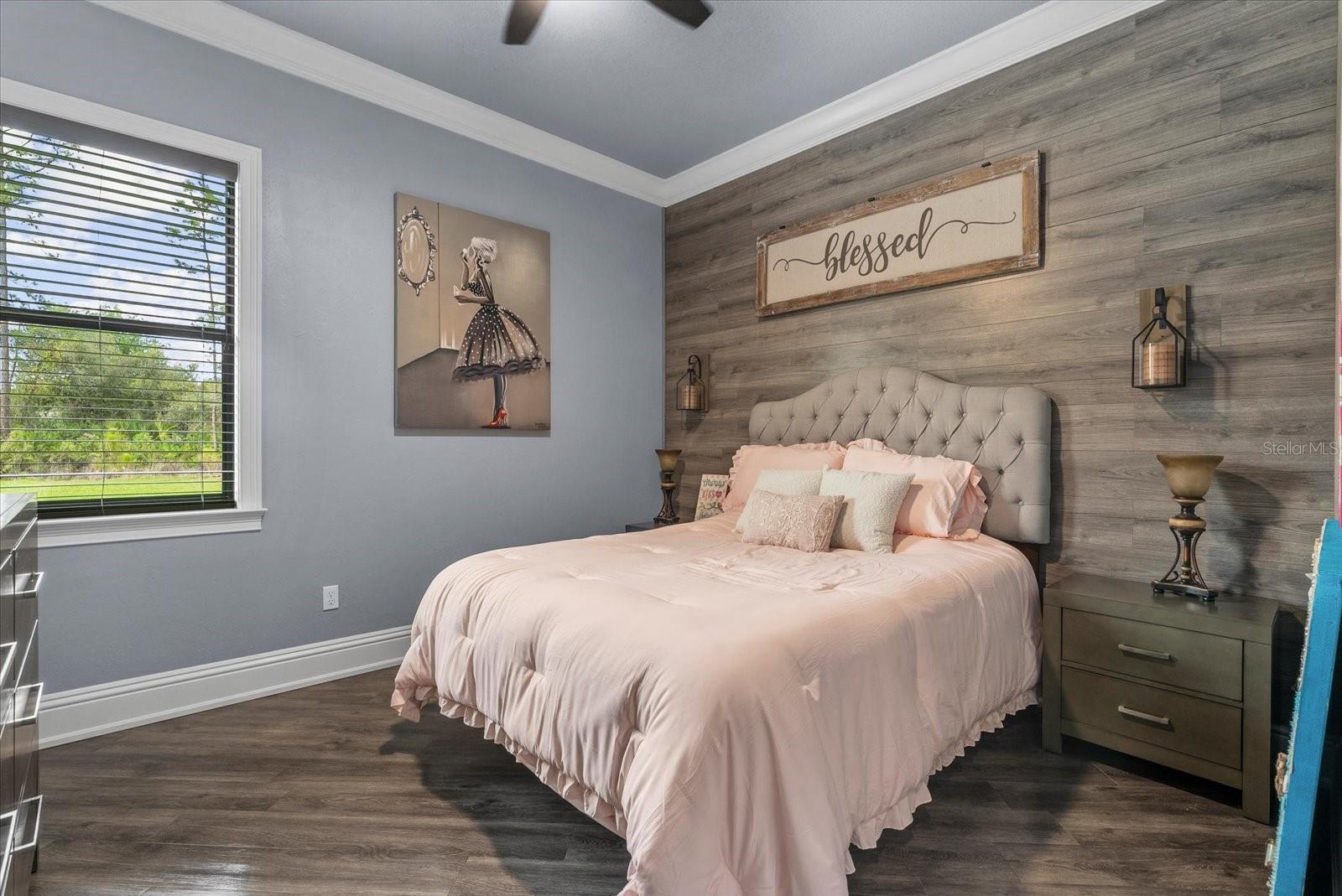 Image 22 of 49 For 3604 Tropicaire Boulevard