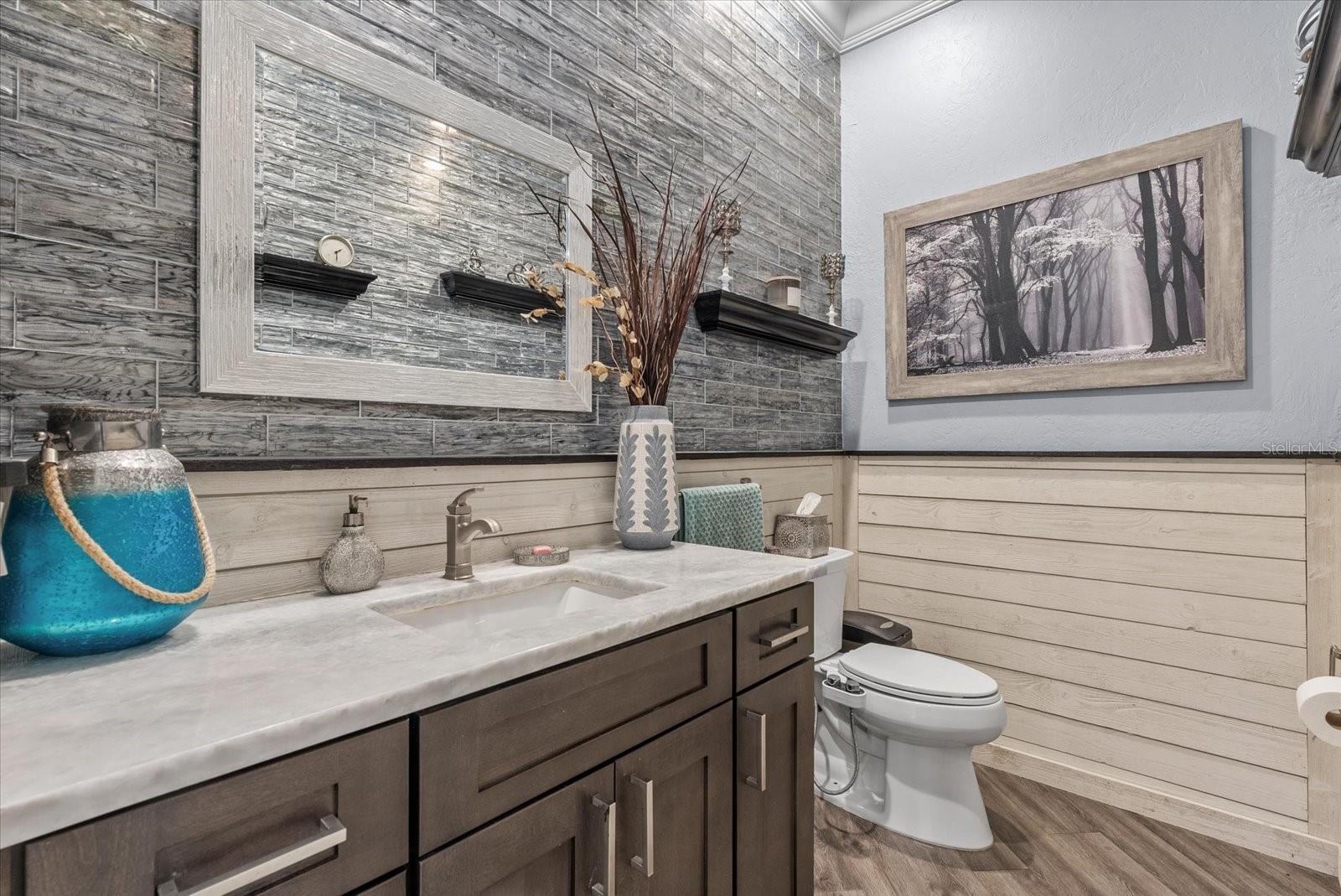 Image 23 of 49 For 3604 Tropicaire Boulevard