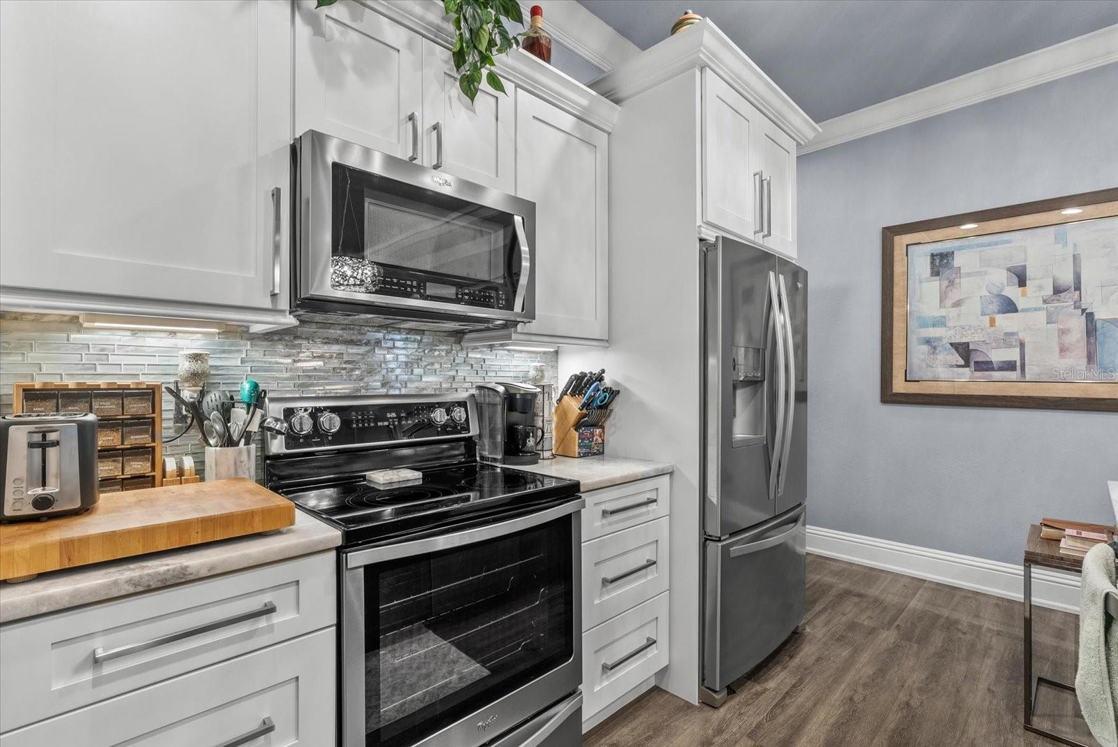 Image 35 of 49 For 3604 Tropicaire Boulevard