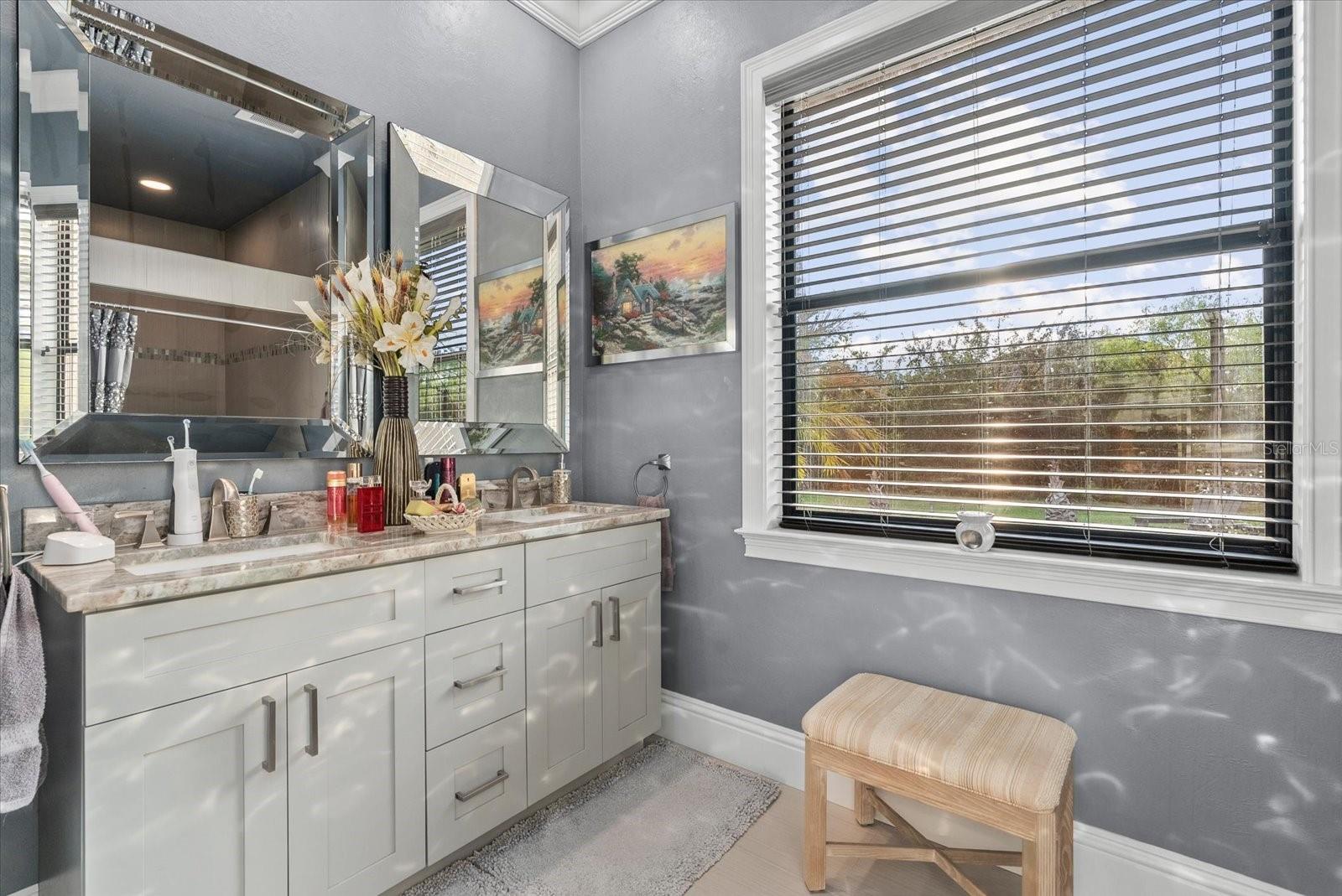 Image 39 of 49 For 3604 Tropicaire Boulevard