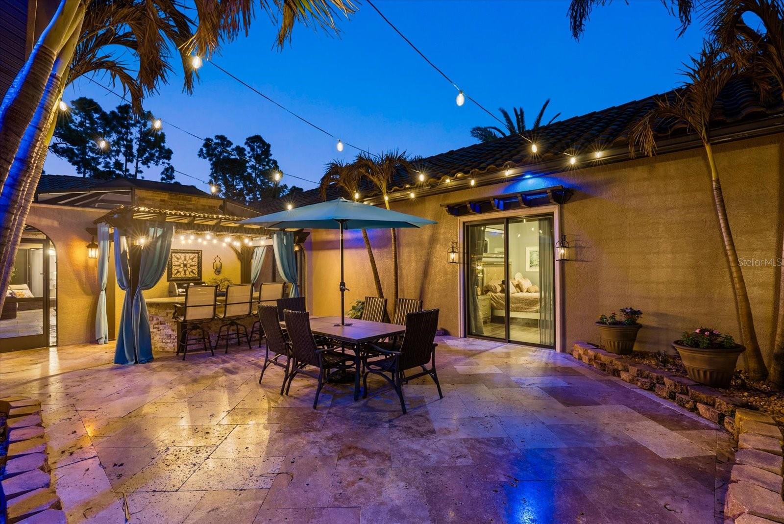 Image 9 of 49 For 3604 Tropicaire Boulevard