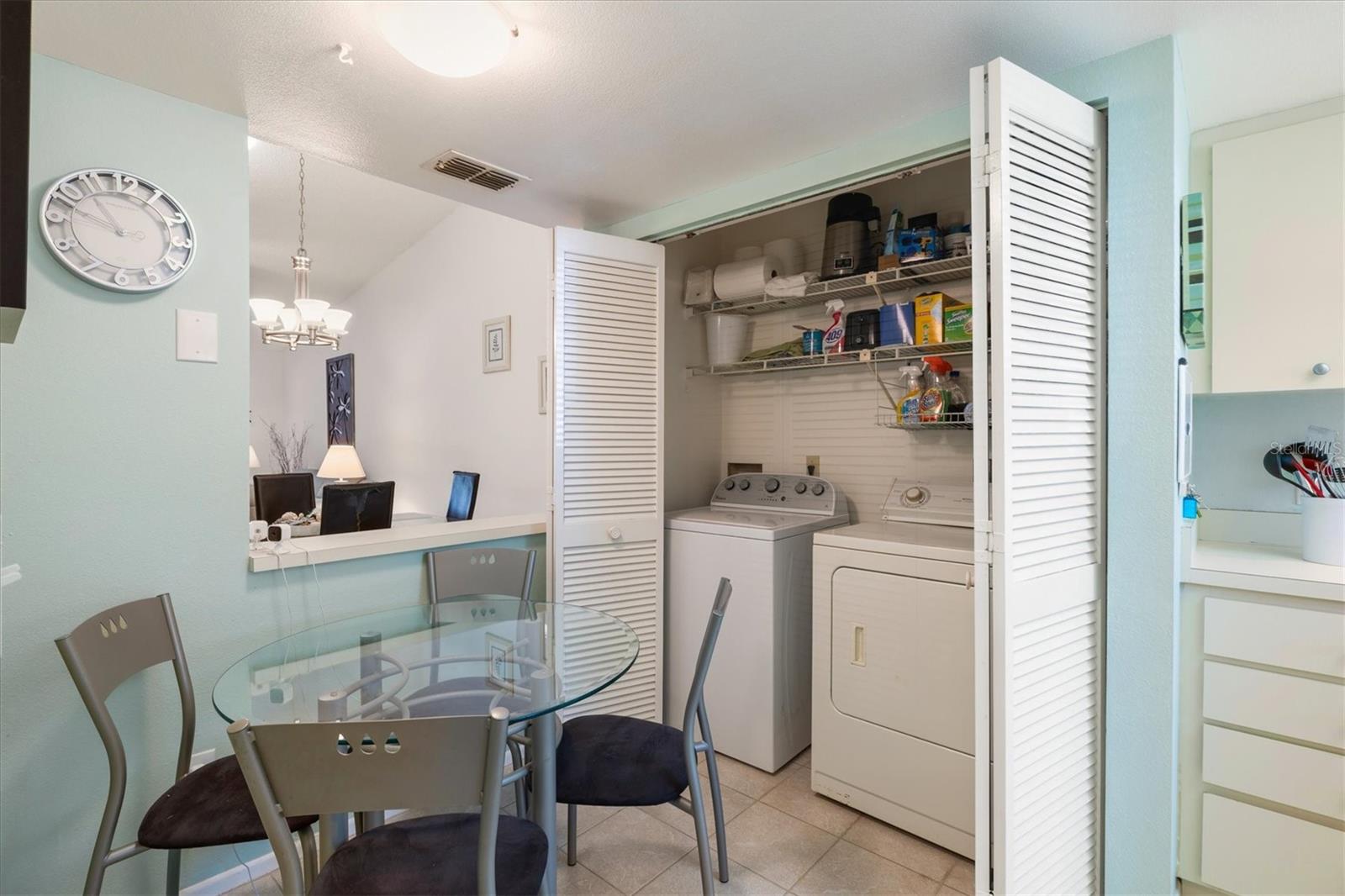 Image 16 of 38 For 6507 Heritage Lane 2605