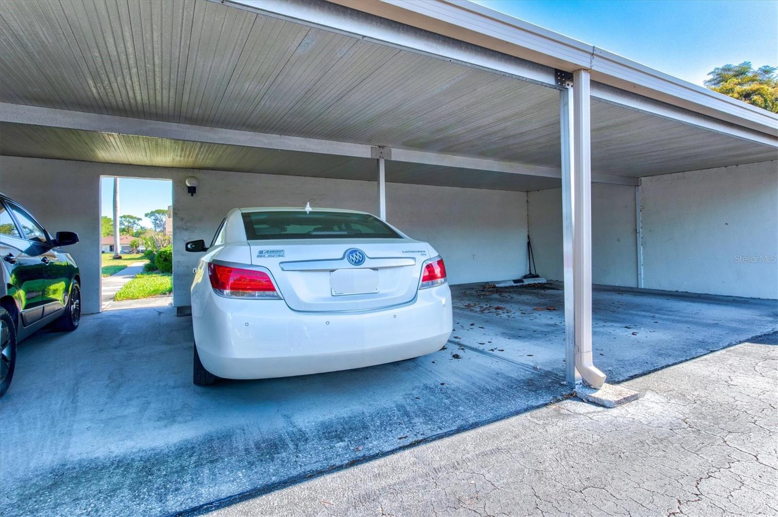 Image 20 of 38 For 6507 Heritage Lane 2605