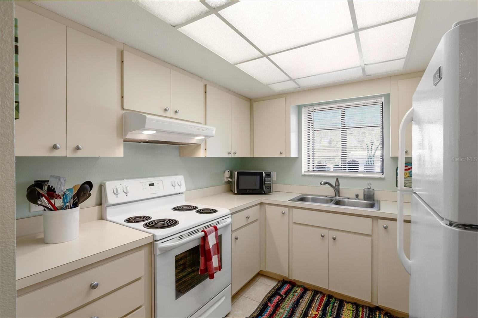 Image 8 of 38 For 6507 Heritage Lane 2605