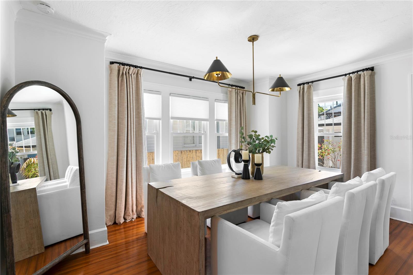 Image 16 of 83 For 1140 Oak Street Ne