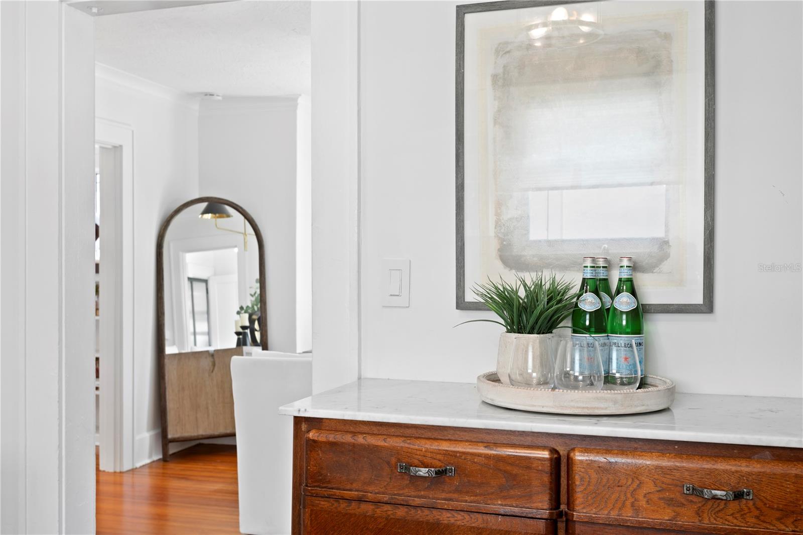 Image 24 of 83 For 1140 Oak Street Ne