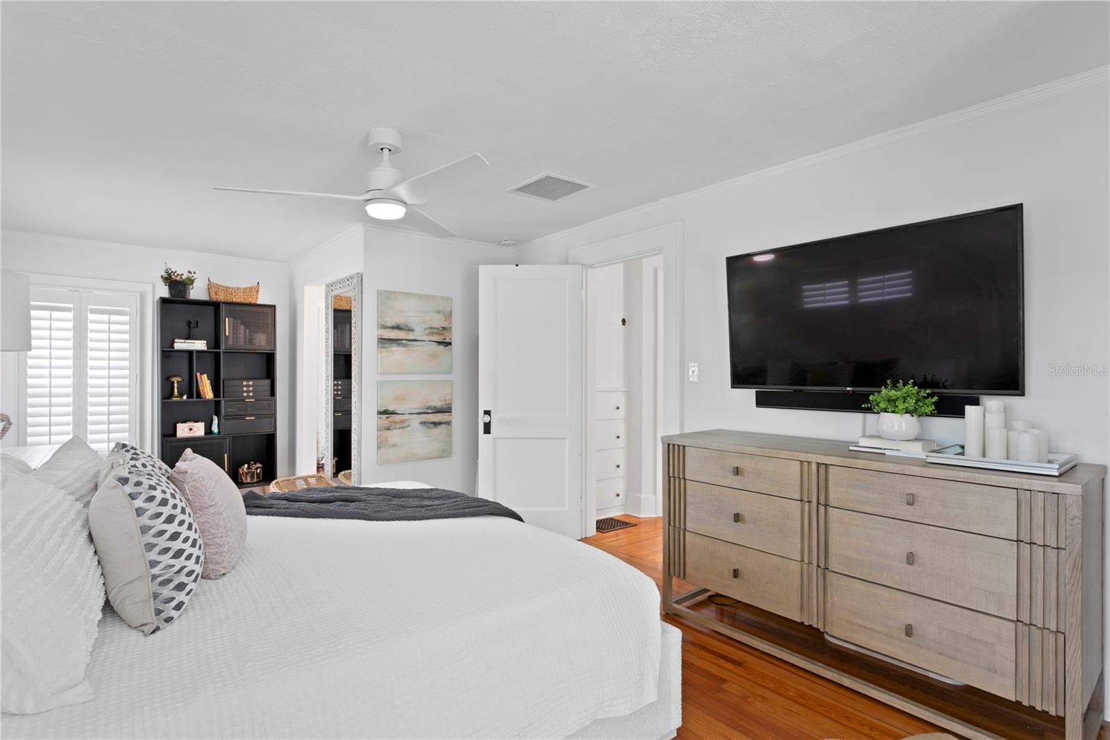 Image 30 of 83 For 1140 Oak Street Ne