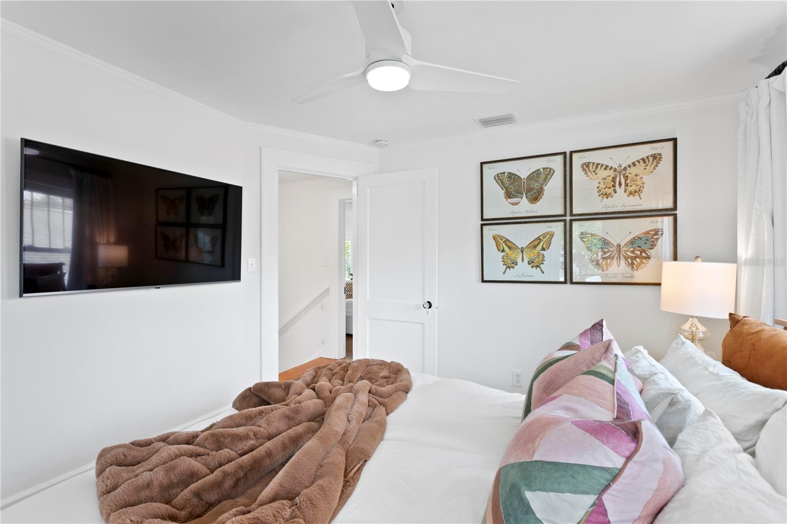 Image 36 of 83 For 1140 Oak Street Ne