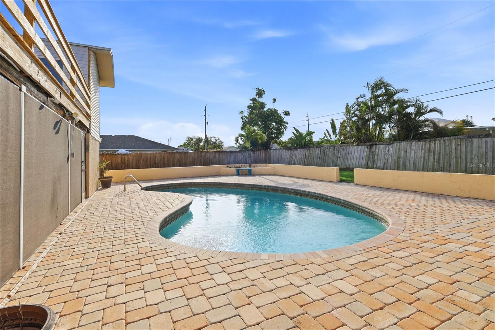 Image 28 of 32 For 515 46th Street W