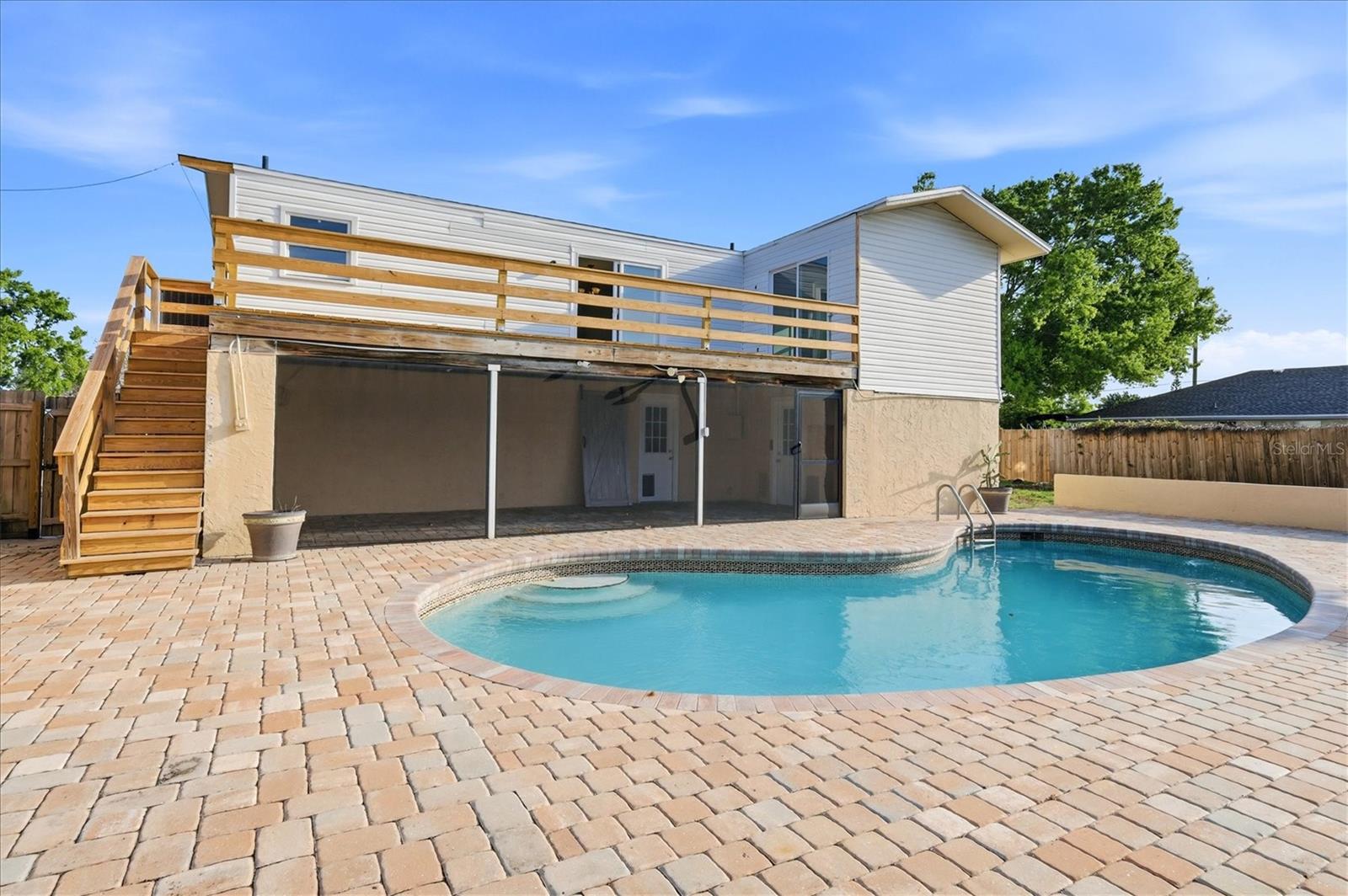 Image 29 of 32 For 515 46th Street W