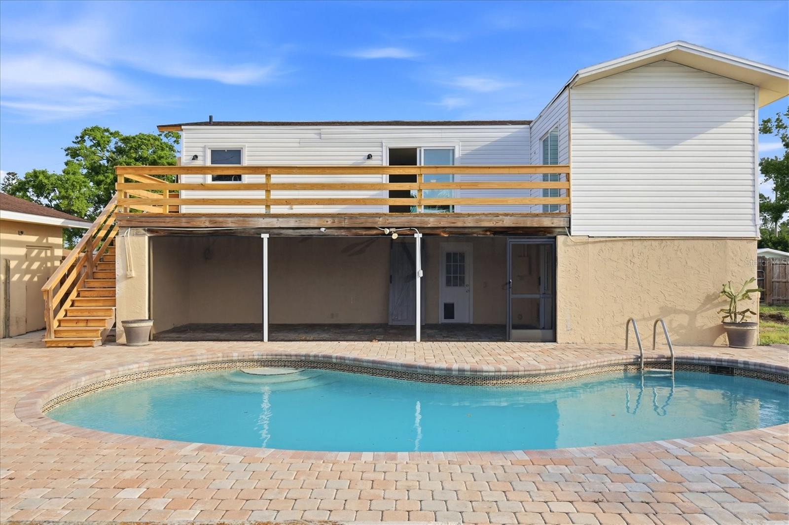 Image 30 of 32 For 515 46th Street W