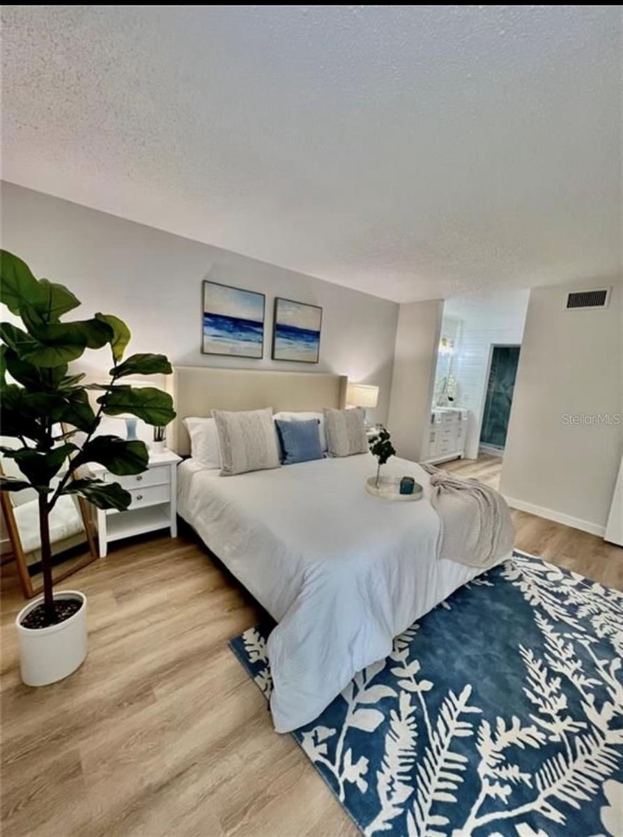 Image 13 of 18 For 7203 Curtiss Avenue 1a