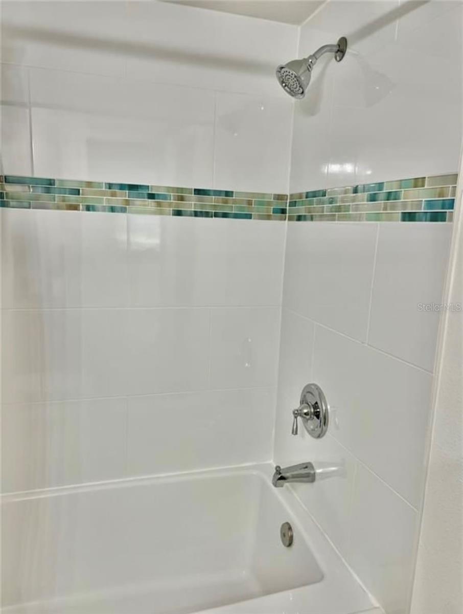 Image 17 of 18 For 7203 Curtiss Avenue 1a