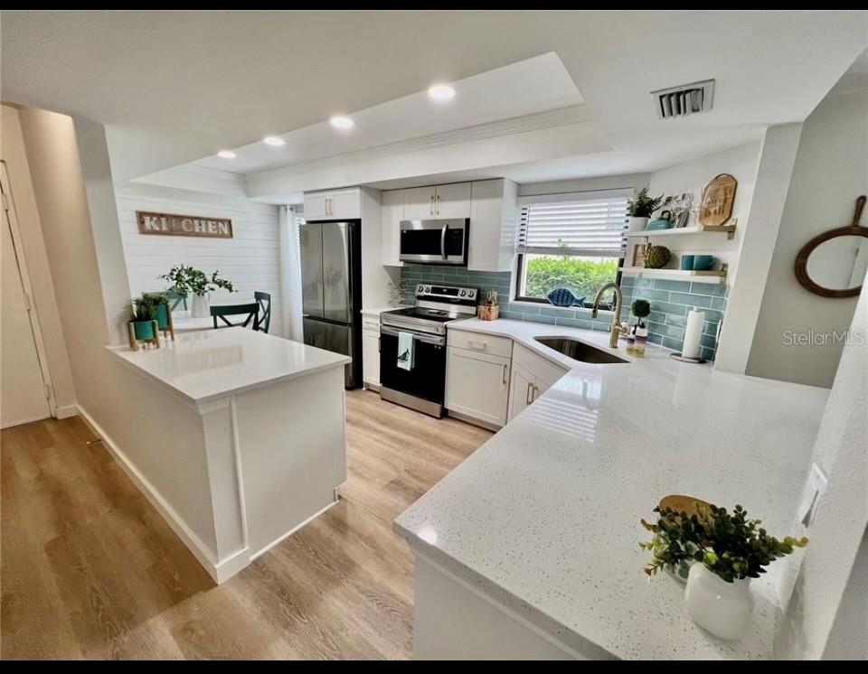 Image 3 of 18 For 7203 Curtiss Avenue 1a