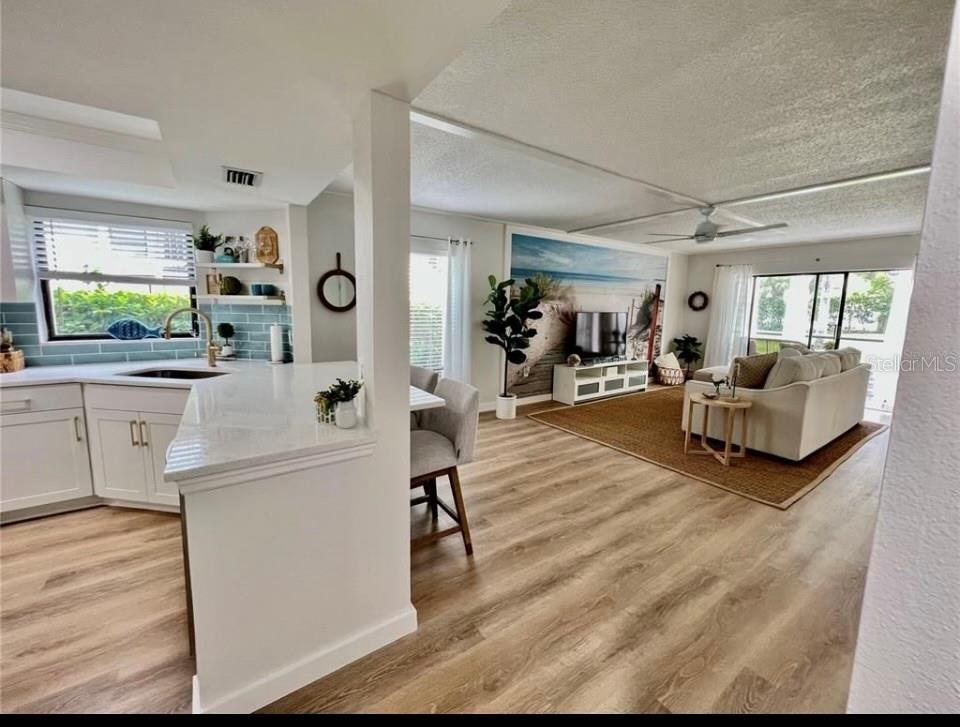 Image 6 of 18 For 7203 Curtiss Avenue 1a