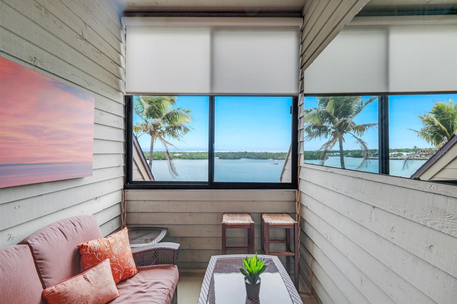 Image 18 of 28 For 894 Buttonwood Drive 221