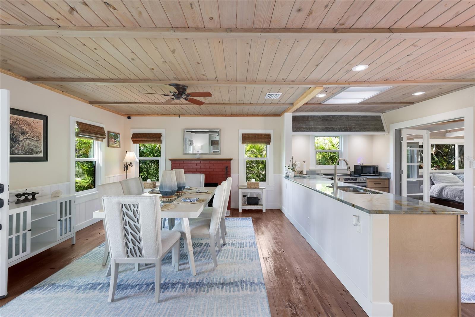 Image 12 of 62 For 7030 Poinsettia Avenue