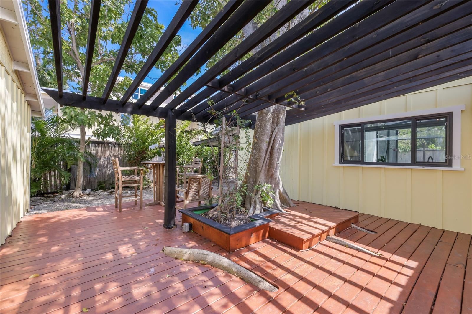 Image 15 of 62 For 7030 Poinsettia Avenue