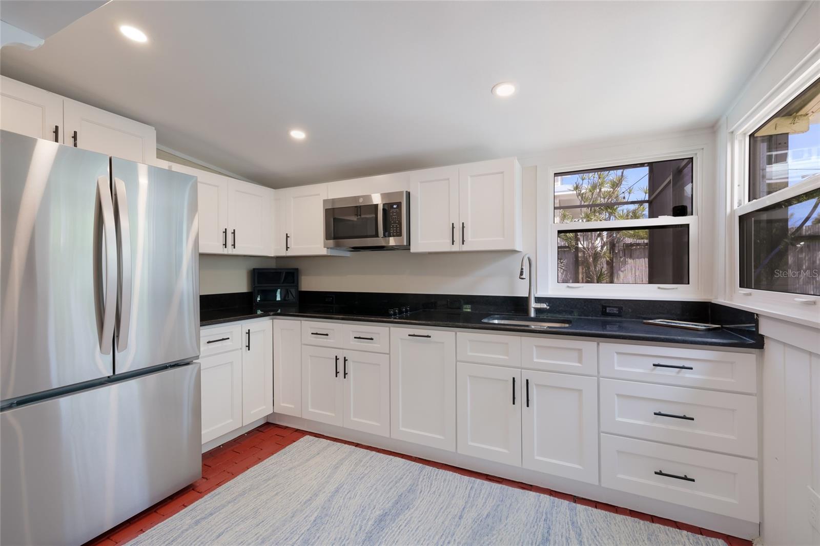 Image 29 of 62 For 7030 Poinsettia Avenue