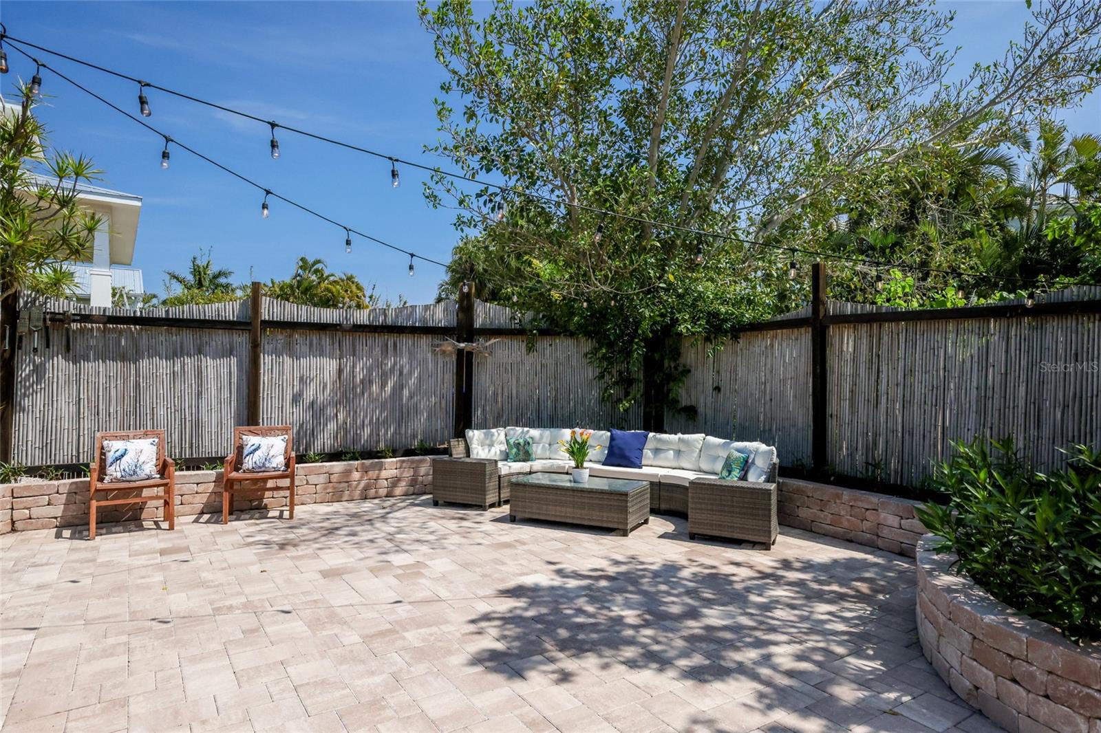 Image 35 of 62 For 7030 Poinsettia Avenue