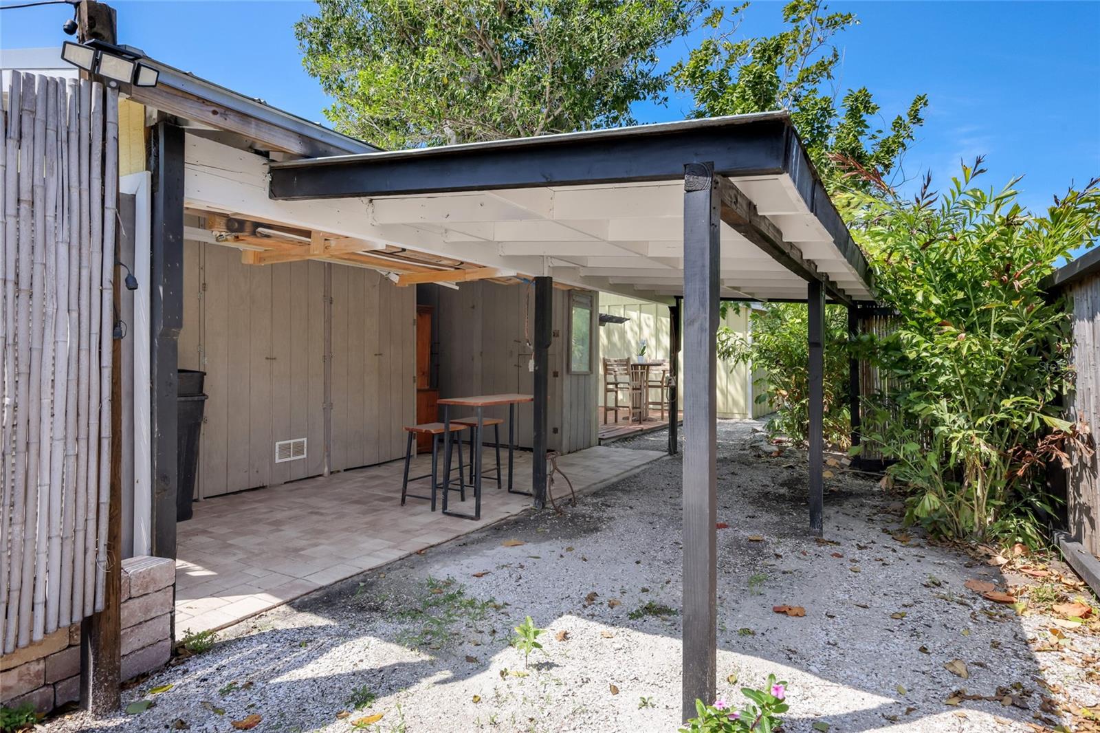 Image 38 of 62 For 7030 Poinsettia Avenue