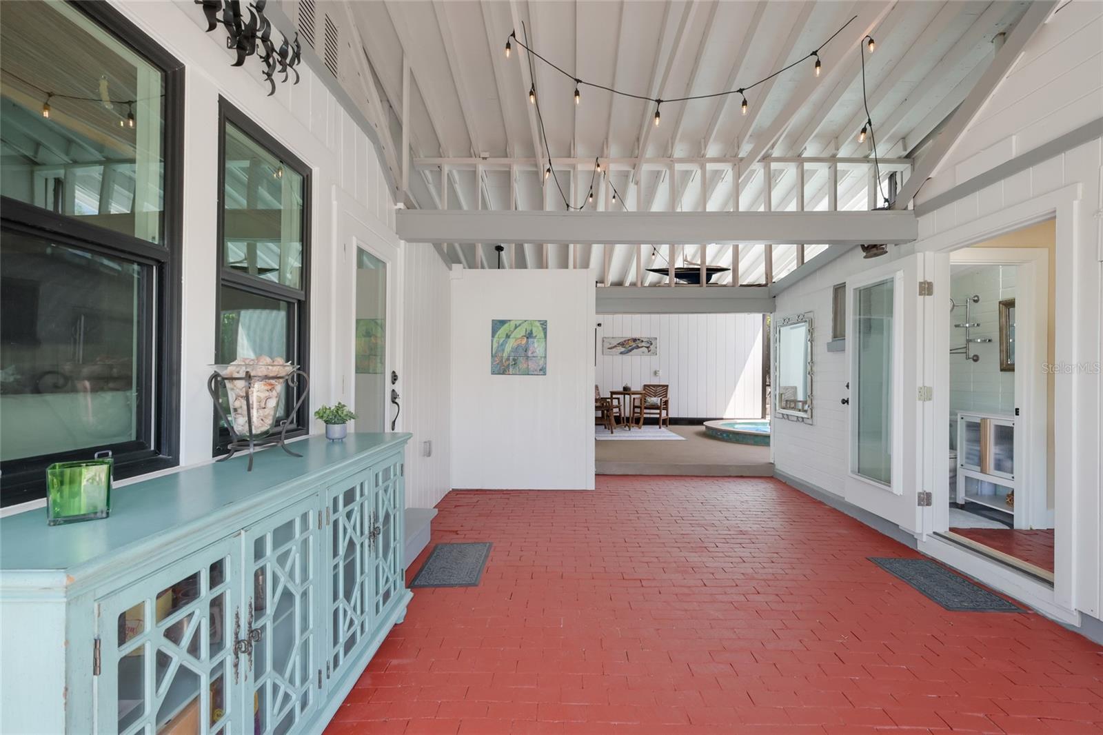 Image 4 of 62 For 7030 Poinsettia Avenue