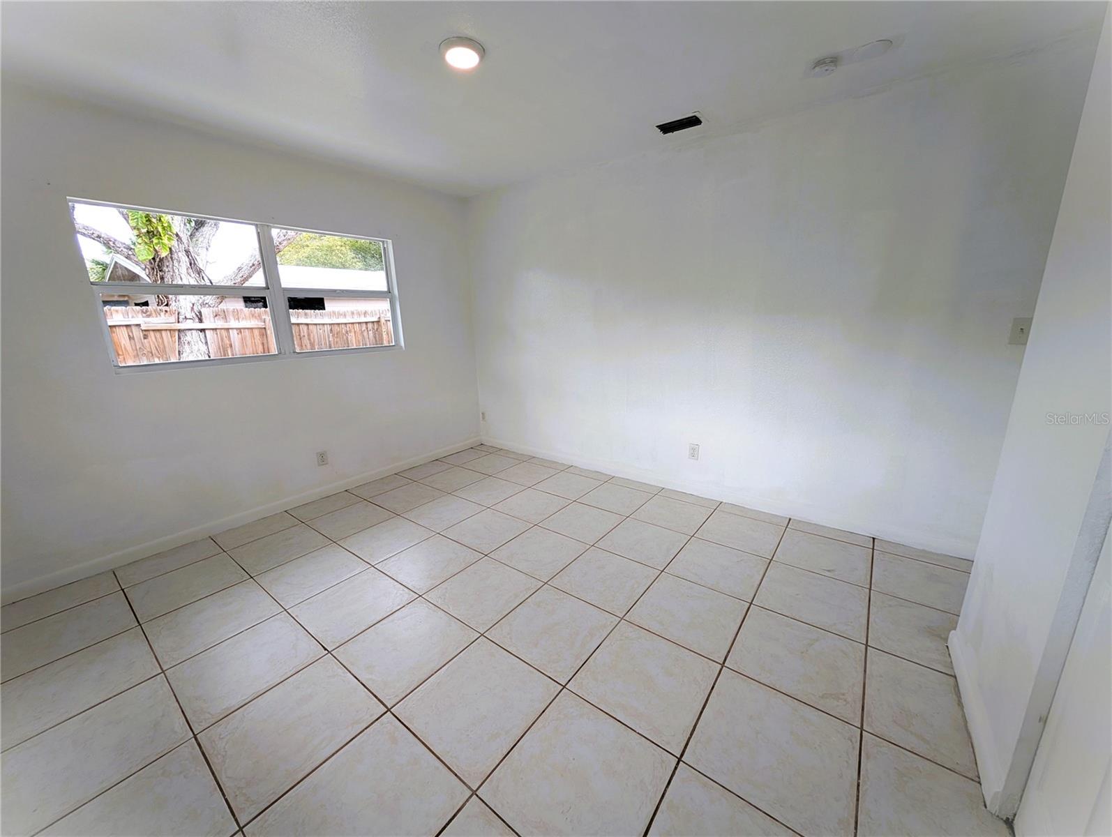 Image 16 of 18 For 1119 40th Street