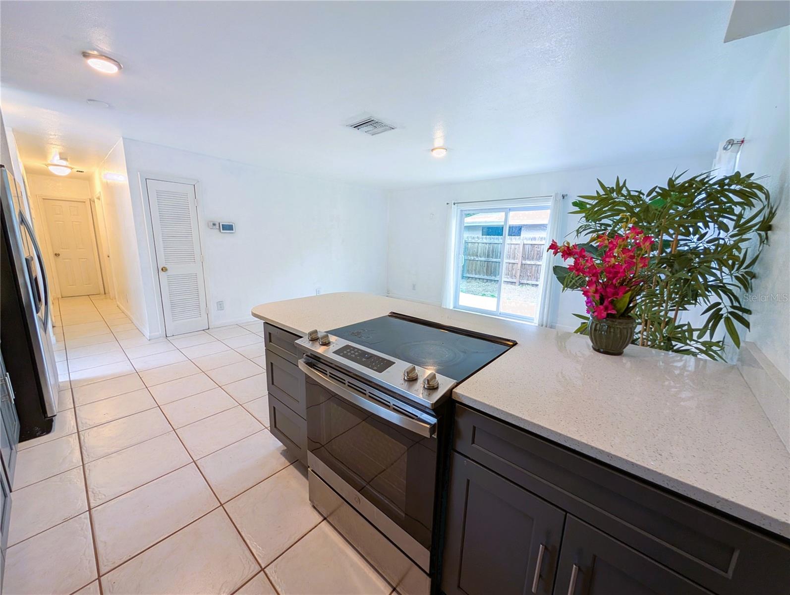 Image 3 of 18 For 1119 40th Street