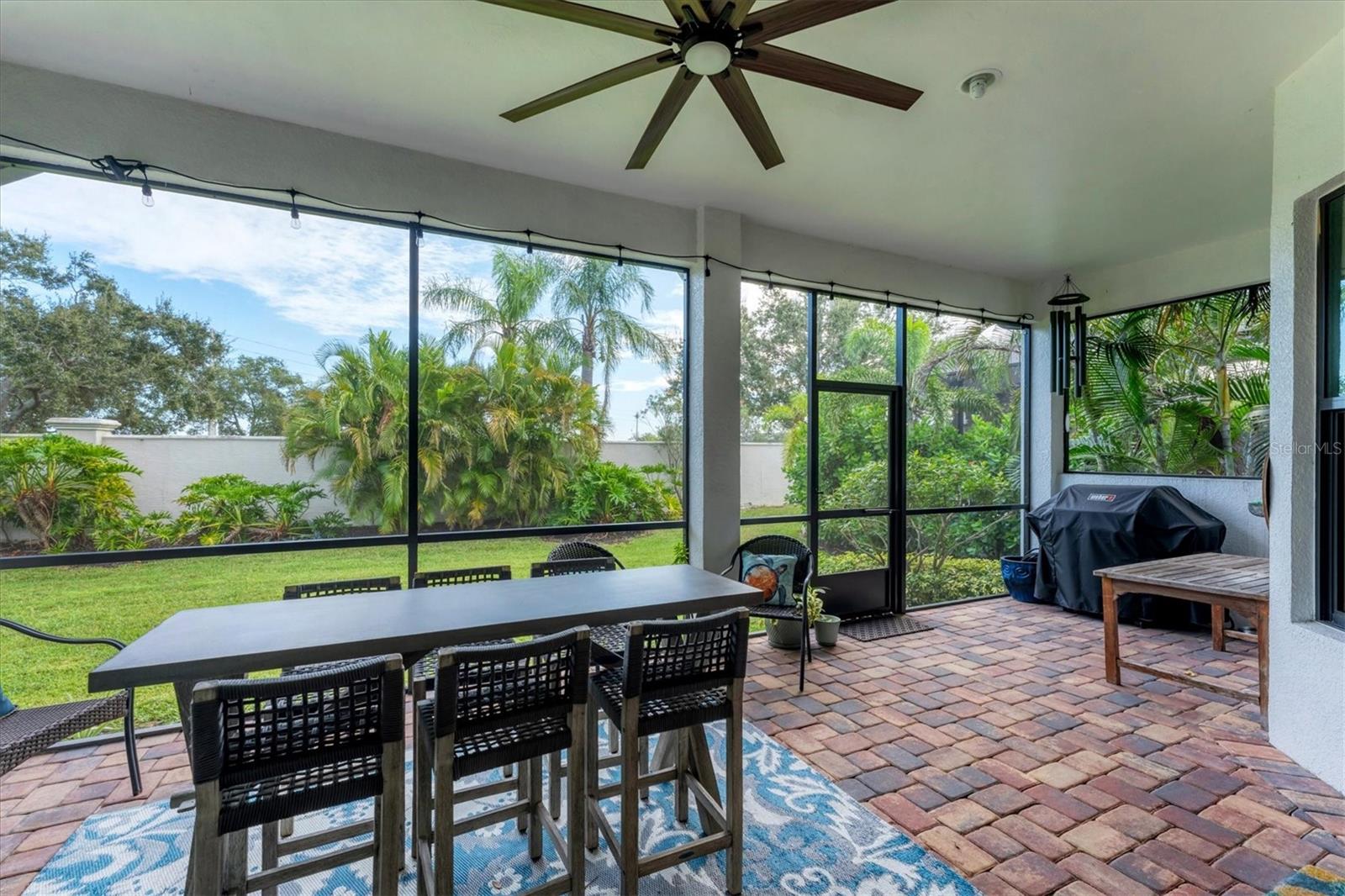 Image 33 of 52 For 5819 Title Row Drive