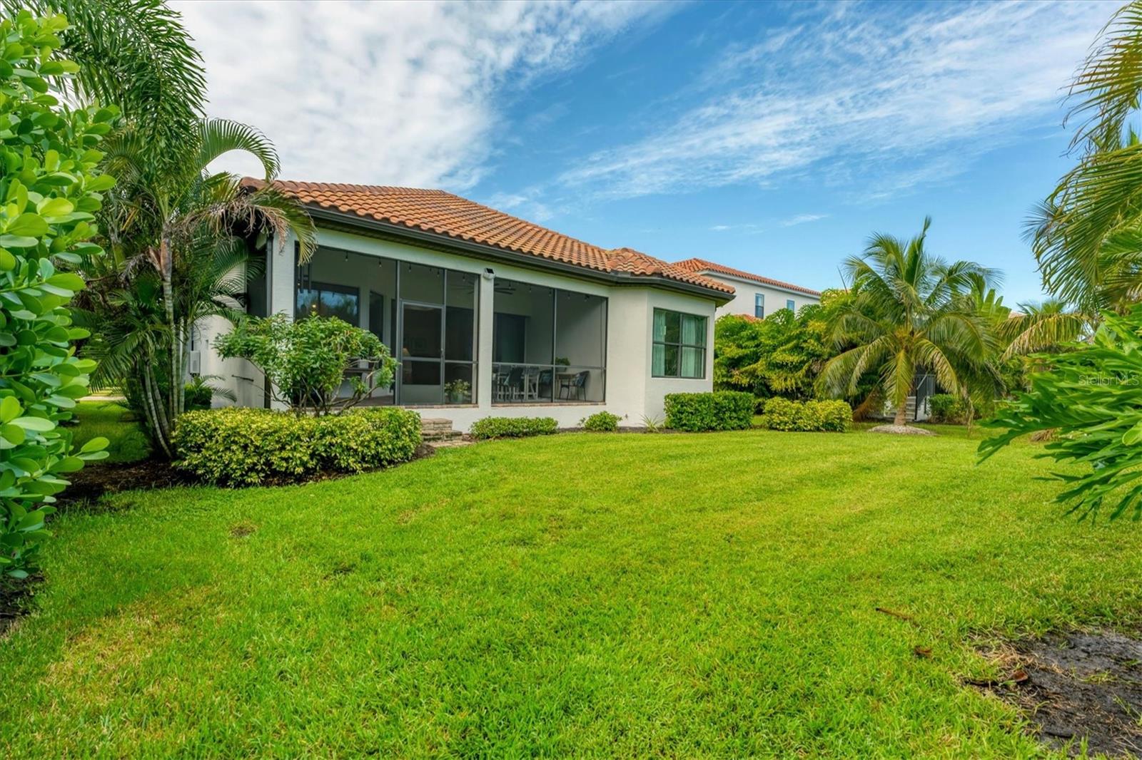 Image 35 of 52 For 5819 Title Row Drive