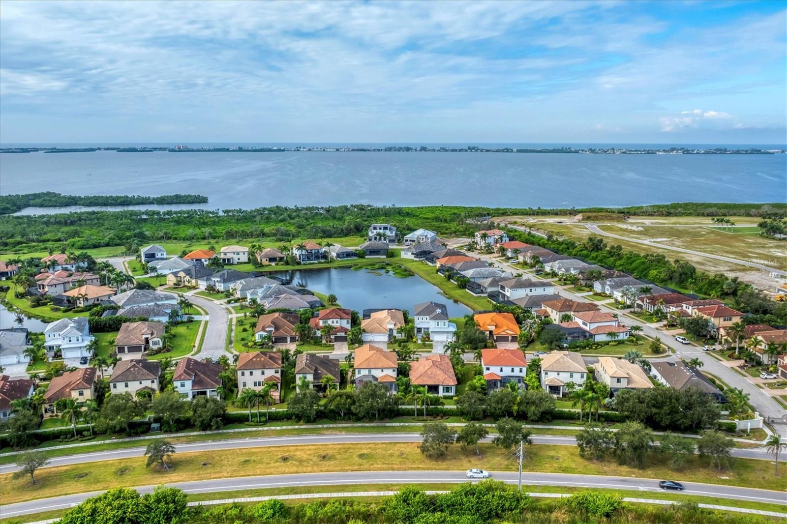 Image 39 of 52 For 5819 Title Row Drive