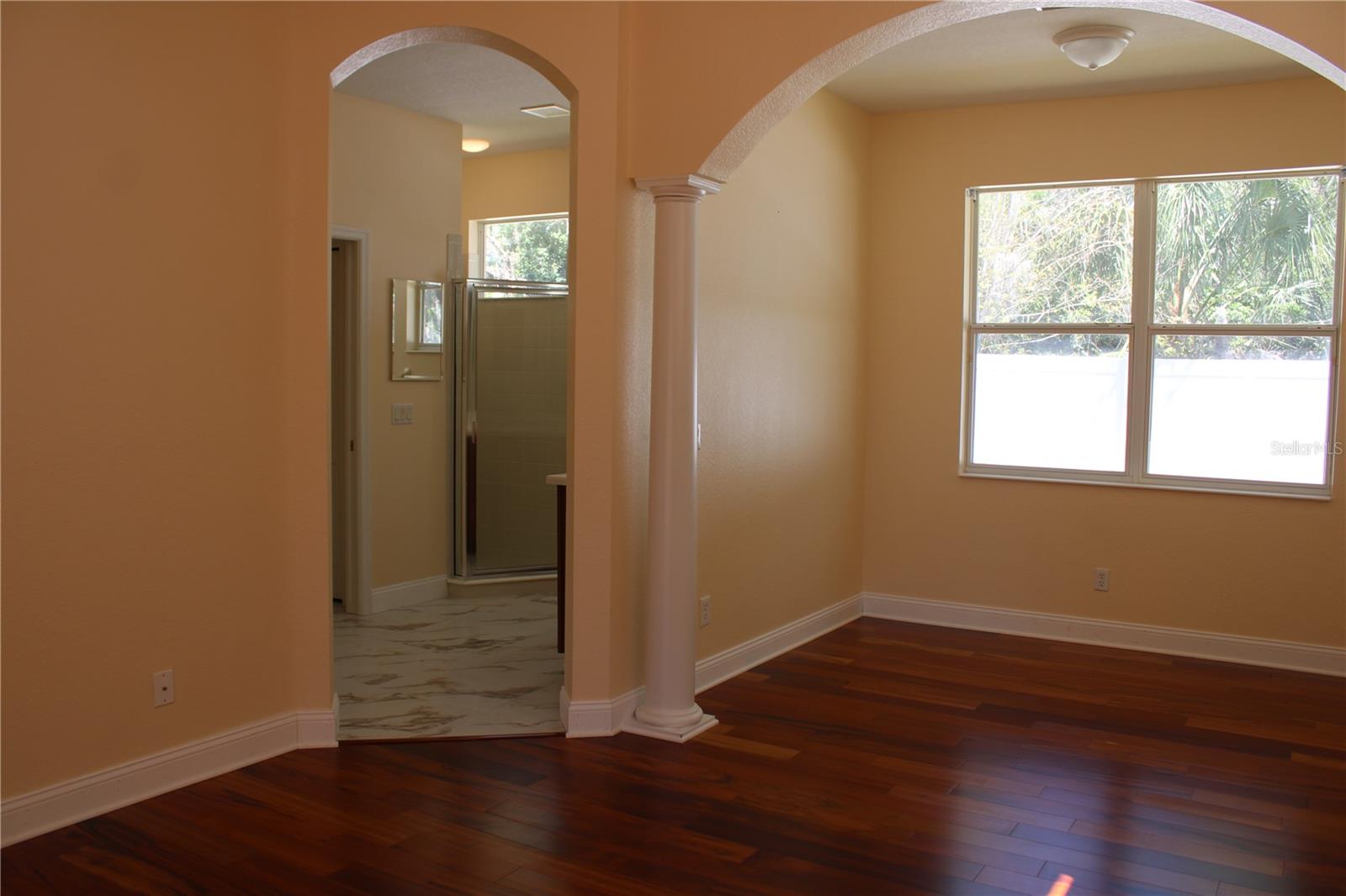 Image 12 of 47 For 7803 33rd Street E