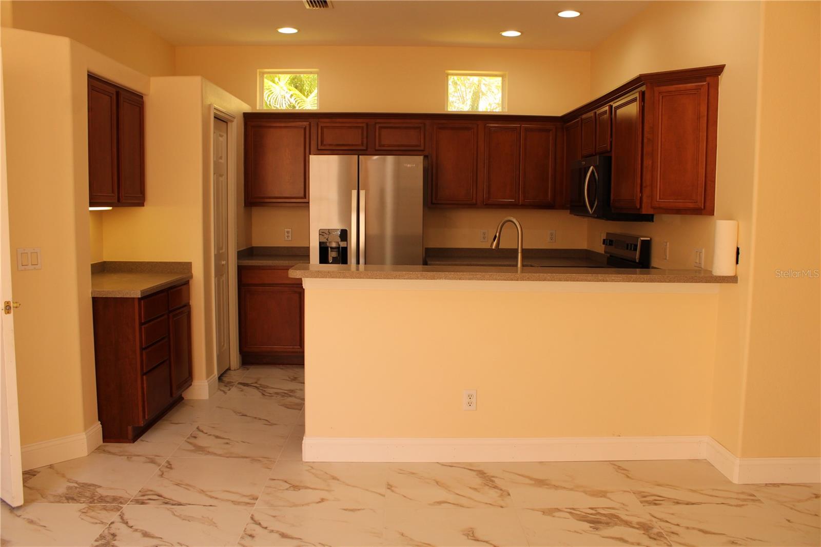 Image 9 of 47 For 7803 33rd Street E
