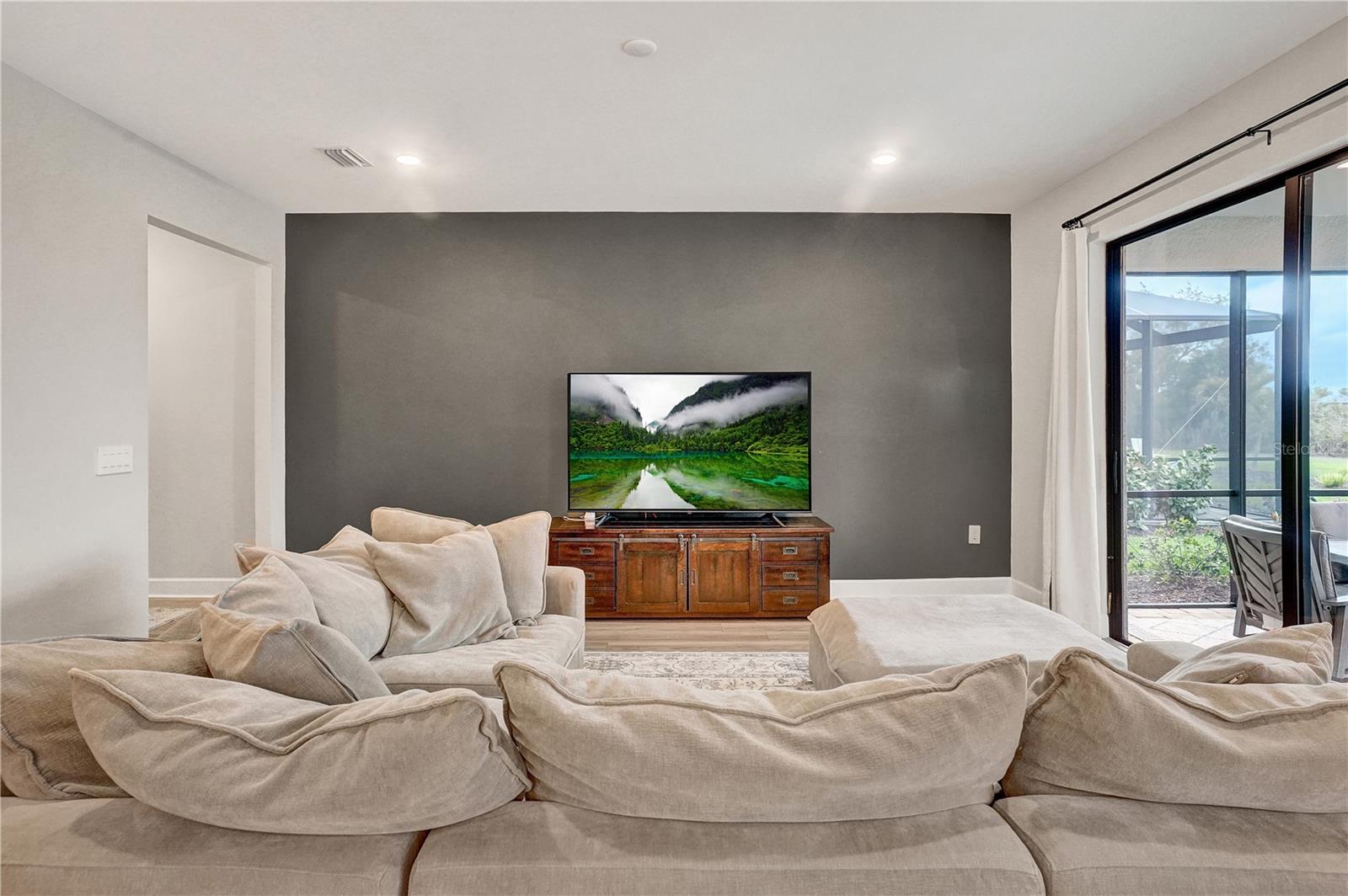 Image 17 of 61 For 6304 Winding Pine Drive